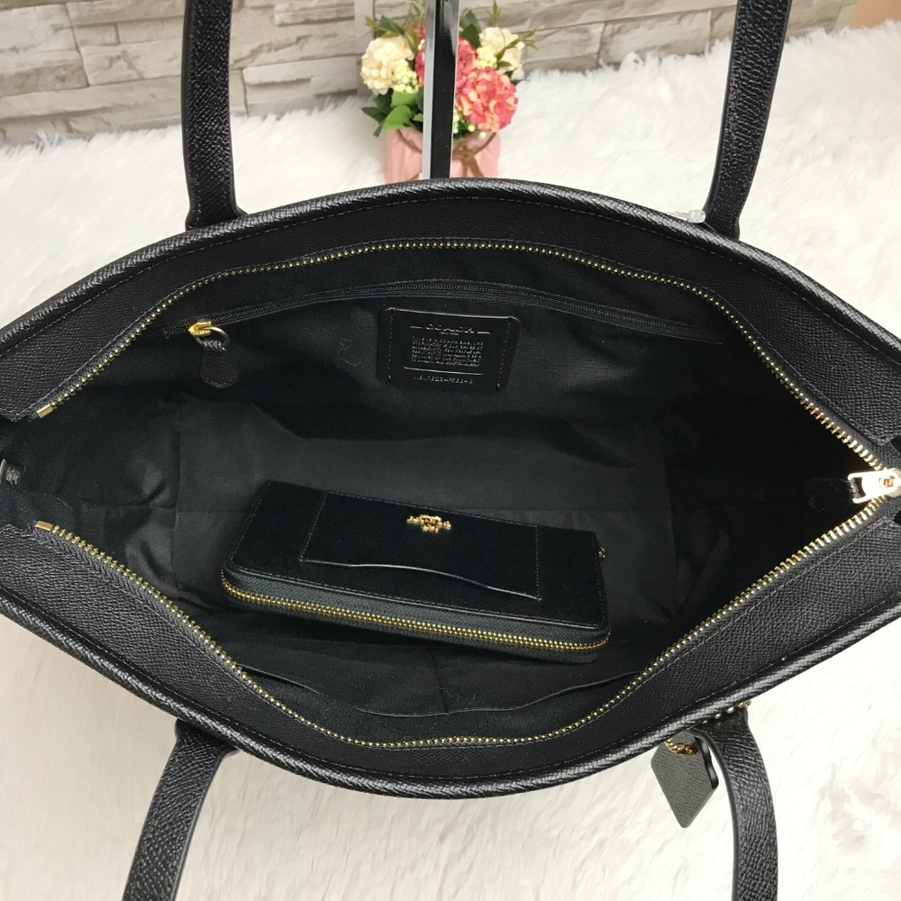 👜COACH SET🌺 CITY ZIP TOTE & WALLET - Picture 4 of 8